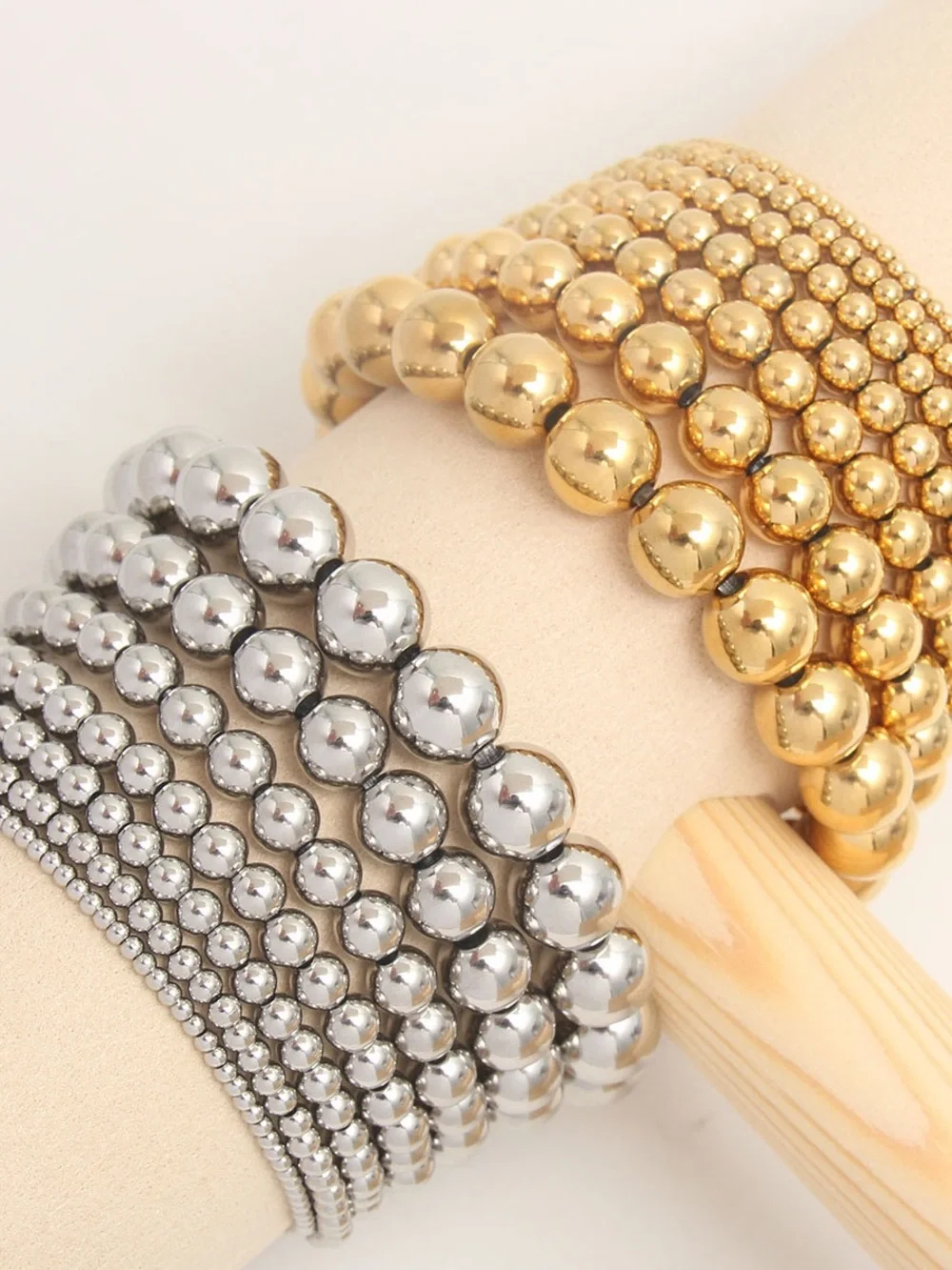 Gold Beaded Stretch Bracelet - Women's Minimalist Jewelry#stainlesssteel